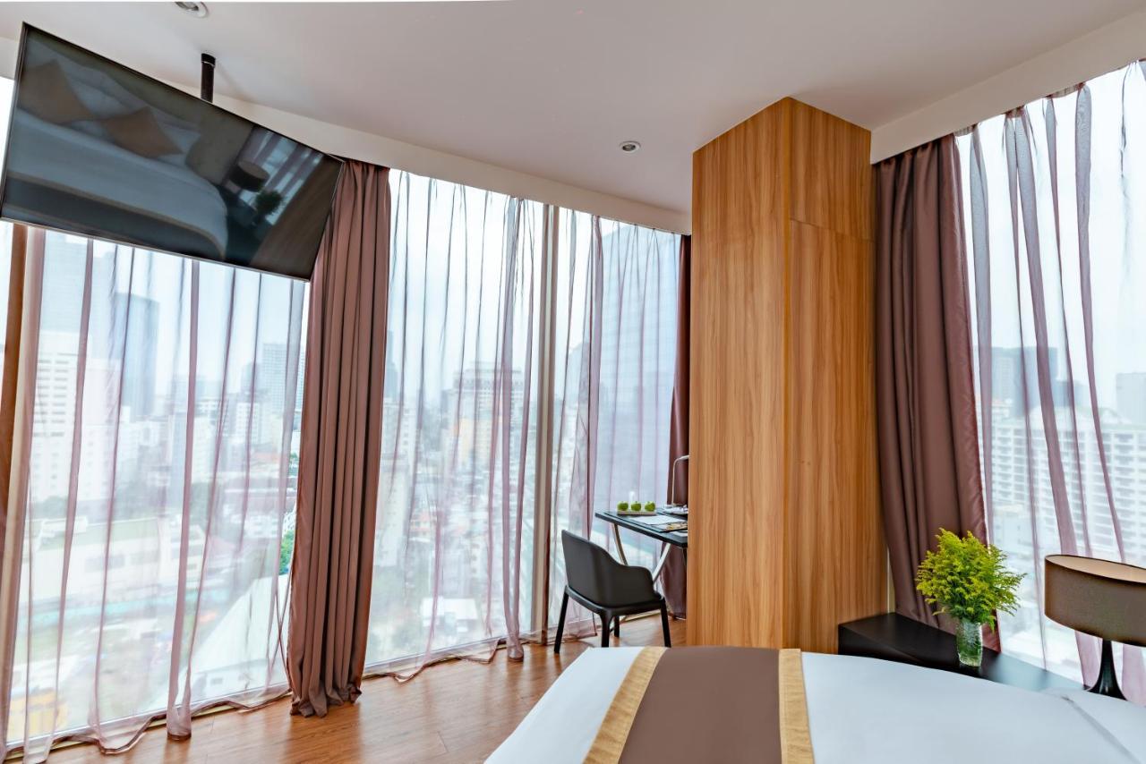 Bay Hotel Ho Chi Minh Bagian luar foto